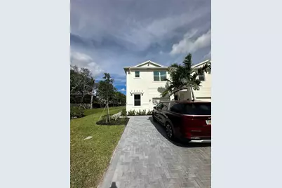 4665 Meyerson Place, Lake Worth, FL 33463 - Photo 3