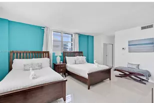 4001 S Ocean Dr, Hollywood, FL 33019 - Photo 17