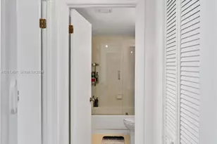 101 Ocean Ln Dr, Key Biscayne, FL 33149 - Photo 25