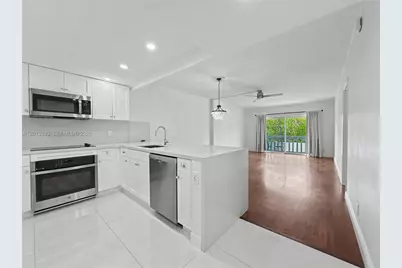 100 Edgewater Dr #204, Coral Gables, FL 33133 - Photo 9
