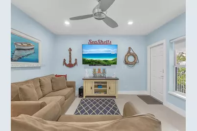 315 Van Buren St #103B, Hollywood, FL 33019 - Photo 3
