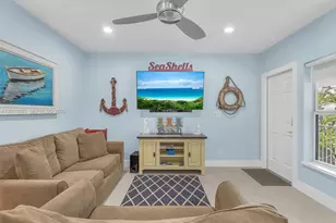 315 Van Buren St, Hollywood, FL 33019 - Photo 3