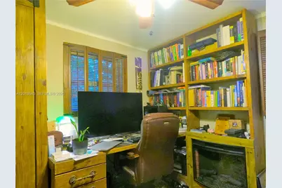 [Address not provided], North Miami, FL 33168 - Photo 23