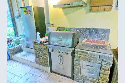 [Address not provided], North Miami, FL 33168 - Photo 31
