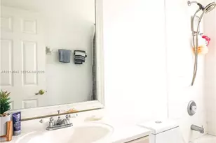 5662 NW 112th Ct, Doral, FL 33178 - Photo 29