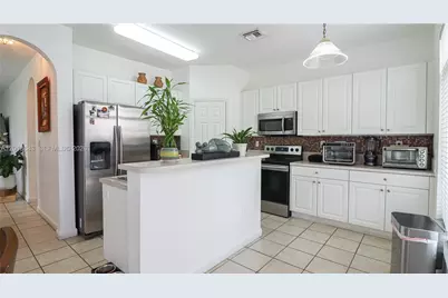 5662 NW 112th Ct #., Doral, FL 33178 - Photo 11