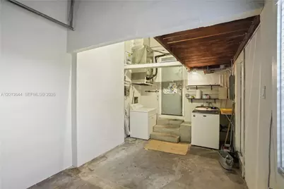 2460 SW 24th St, Miami, FL 33145 - Photo 41
