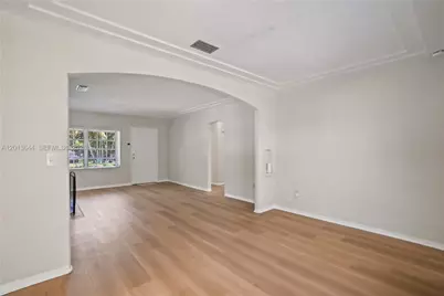 2460 SW 24th St, Miami, FL 33145 - Photo 11