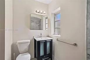 2460 SW 24th St, Miami, FL 33145 - Photo 21