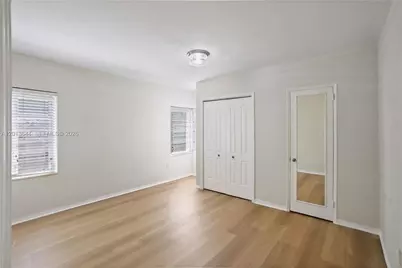 2460 SW 24th St, Miami, FL 33145 - Photo 13