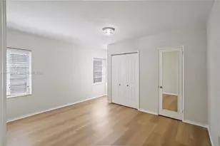 2460 SW 24th St, Miami, FL 33145 - Photo 13