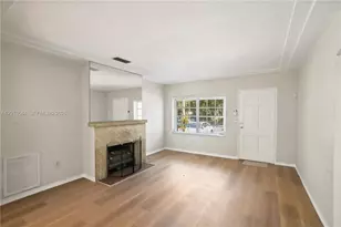 2460 SW 24th St, Miami, FL 33145 - Photo 9