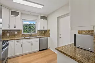 2460 SW 24th St, Miami, FL 33145 - Photo 39