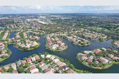 13463 SW 27th St, Miramar, FL 33027 - Photo 3