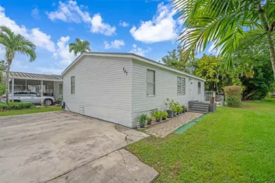 19800 SW 180th Ave # 247, Miami, FL 33187 - Photo 1