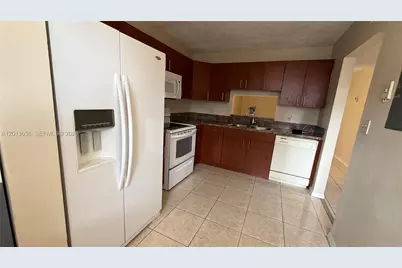 8011 Southgate Blvd #L1, North Lauderdale, FL 33068 - Photo 5
