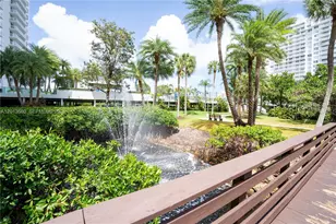 2851 NE 183rd St, Aventura, FL 33160 - Photo 33