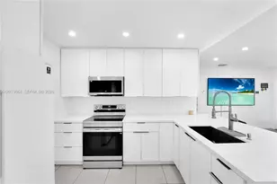 9425 NW 36th Ave, Miami, FL 33147 - Photo 15