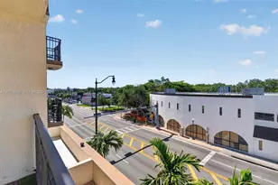 5271 SW 8th St, Miami, FL 33134 - Photo 23