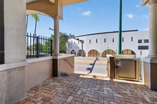 5271 SW 8th St, Miami, FL 33134 - Photo 33