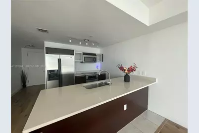 1900 N Bayshore Dr #4109, Miami, FL 33132 - Photo 3