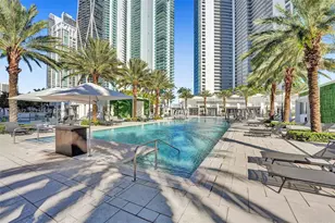 851 NE 1st Ave, Miami, FL 33132 - Photo 25