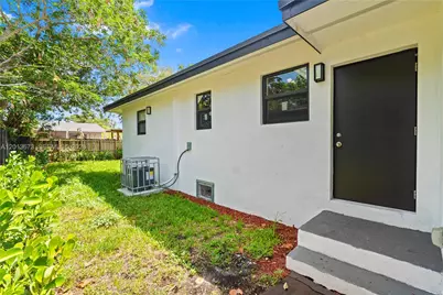 1745 NW 151st St, Miami Gardens, FL 33054 - Photo 31