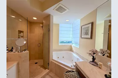 19400 Turnberry Way #731, Aventura, FL 33180 - Photo 11