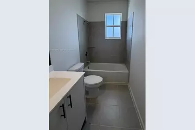 2740 SE 24th Ct #2740, Homestead, FL 33035 - Photo 17