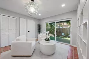 3274 Gifford Ln, Miami, FL 33133 - Photo 11