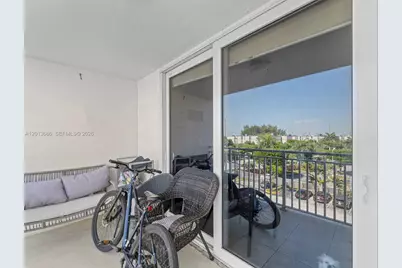 6950 Miami Gardens Dr #2-506, Hialeah, FL 33015 - Photo 13