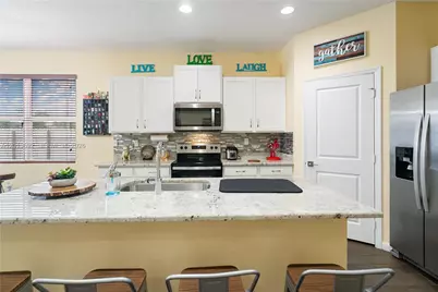 13211 SW 272nd Ln, Homestead, FL 33032 - Photo 9