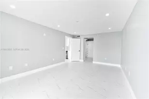 2851 NE 183rd St, Aventura, FL 33160 - Photo 21