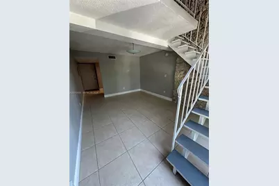 24 Calabria Ave #12, Coral Gables, FL 33134 - Photo 9
