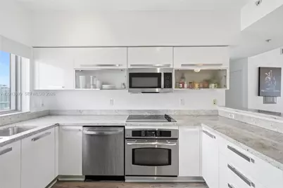 601 NE 36th St #2707, Miami, FL 33137 - Photo 11