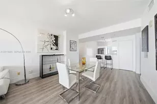 601 NE 36th St, Miami, FL 33137 - Photo 9