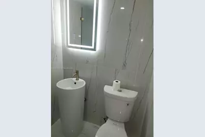 12686 NW 11th St, Miami, FL 33182 - Photo 11