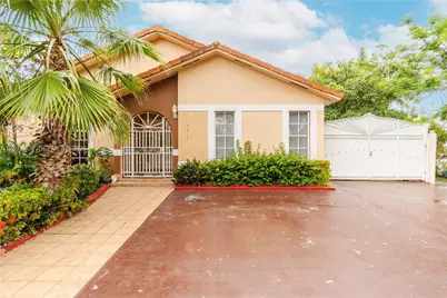 7411 W 33rd Ave, Hialeah, FL 33018 - Photo 3