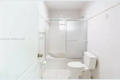 7411 W 33rd Ave, Hialeah, FL 33018 - Photo 49