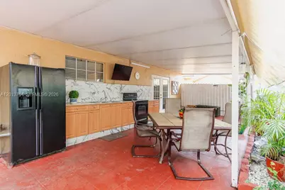 7411 W 33rd Ave, Hialeah, FL 33018 - Photo 21