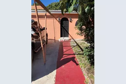 321 NW 145th St, Miami, FL 33168 - Photo 1