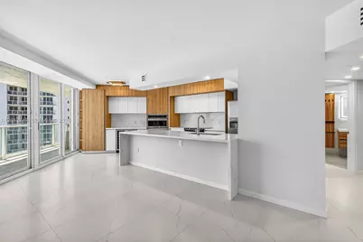 16445 Collins Ave #922, Sunny Isles Beach, FL 33160 - Photo 7