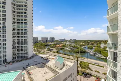16445 Collins Ave #922, Sunny Isles Beach, FL 33160 - Photo 27