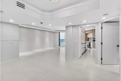 16445 Collins Ave #922, Sunny Isles Beach, FL 33160 - Photo 15