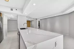16445 Collins Ave, Sunny Isles Beach, FL 33160 - Photo 13