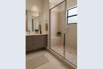 16036 NW 89th Ct, Miami Lakes, FL 33018 - Photo 15