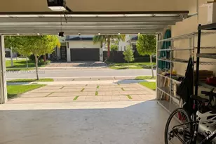 16036 NW 89th Ct, Miami Lakes, FL 33018 - Photo 23