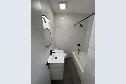 2640 NE 215th St #2640, Miami, FL 33180 - Photo 3