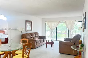 240 Lakeview Dr, Weston, FL 33326 - Photo 3
