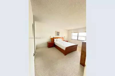 240 Lakeview Dr #212, Weston, FL 33326 - Photo 5